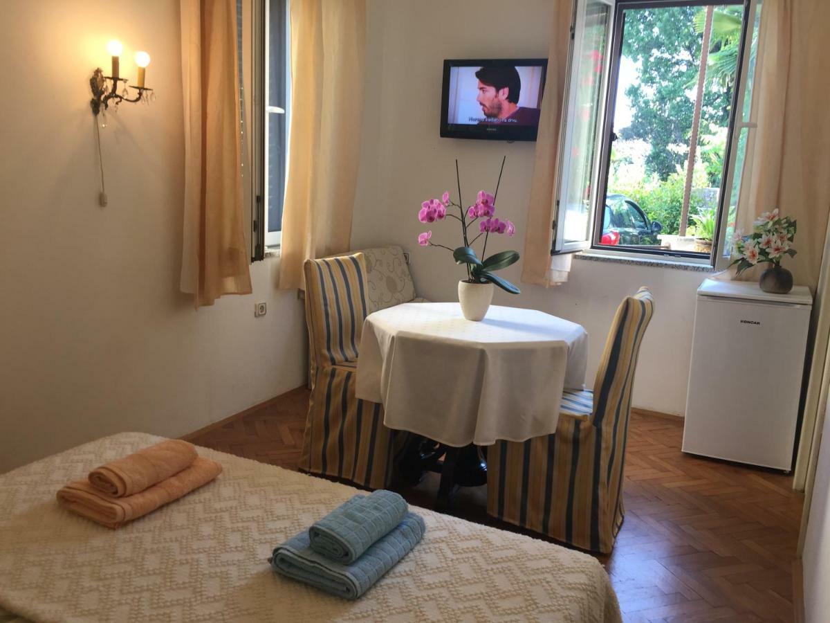 Rooms Tusculum Опатия Экстерьер фото